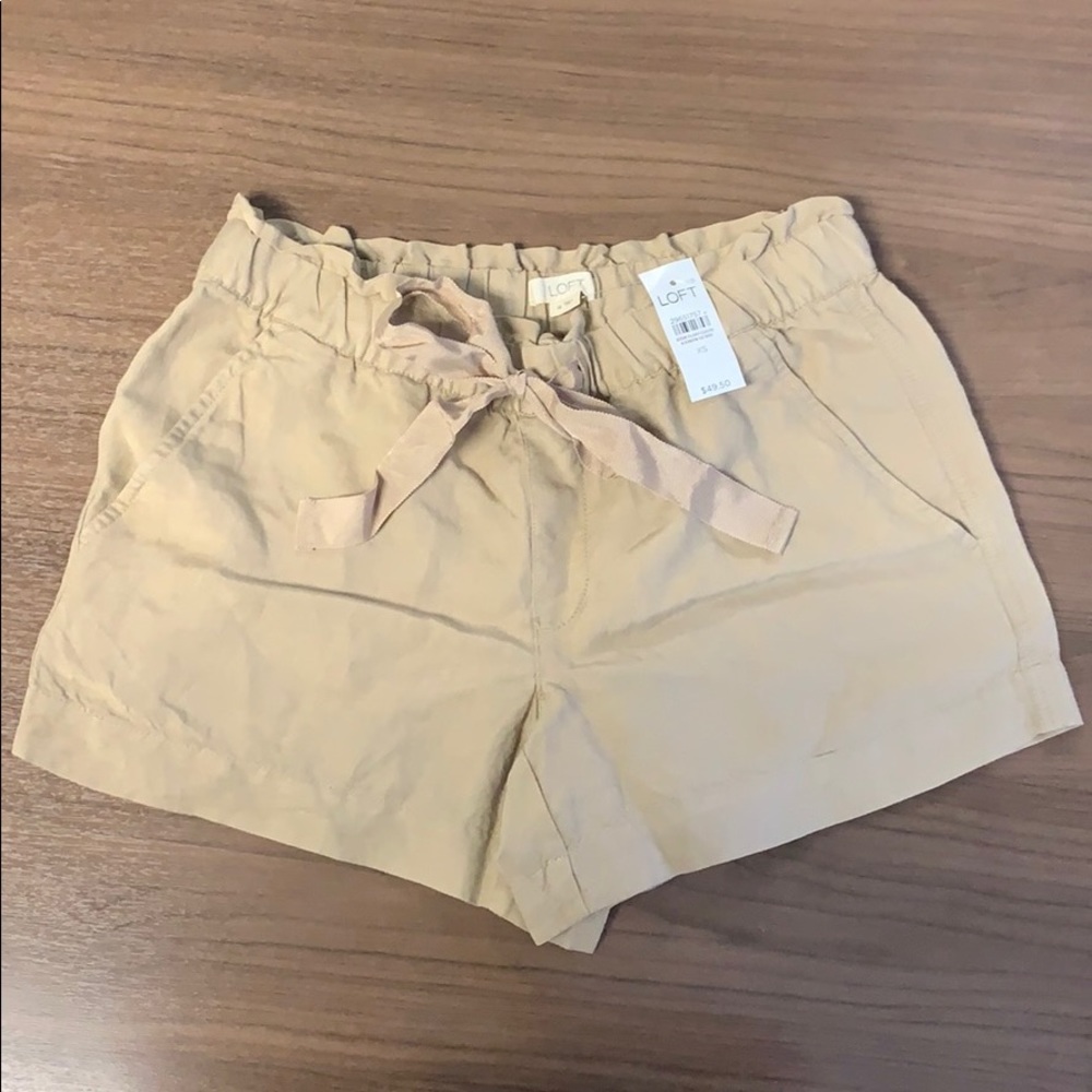 Loft NWT tan linen drawstring shorts